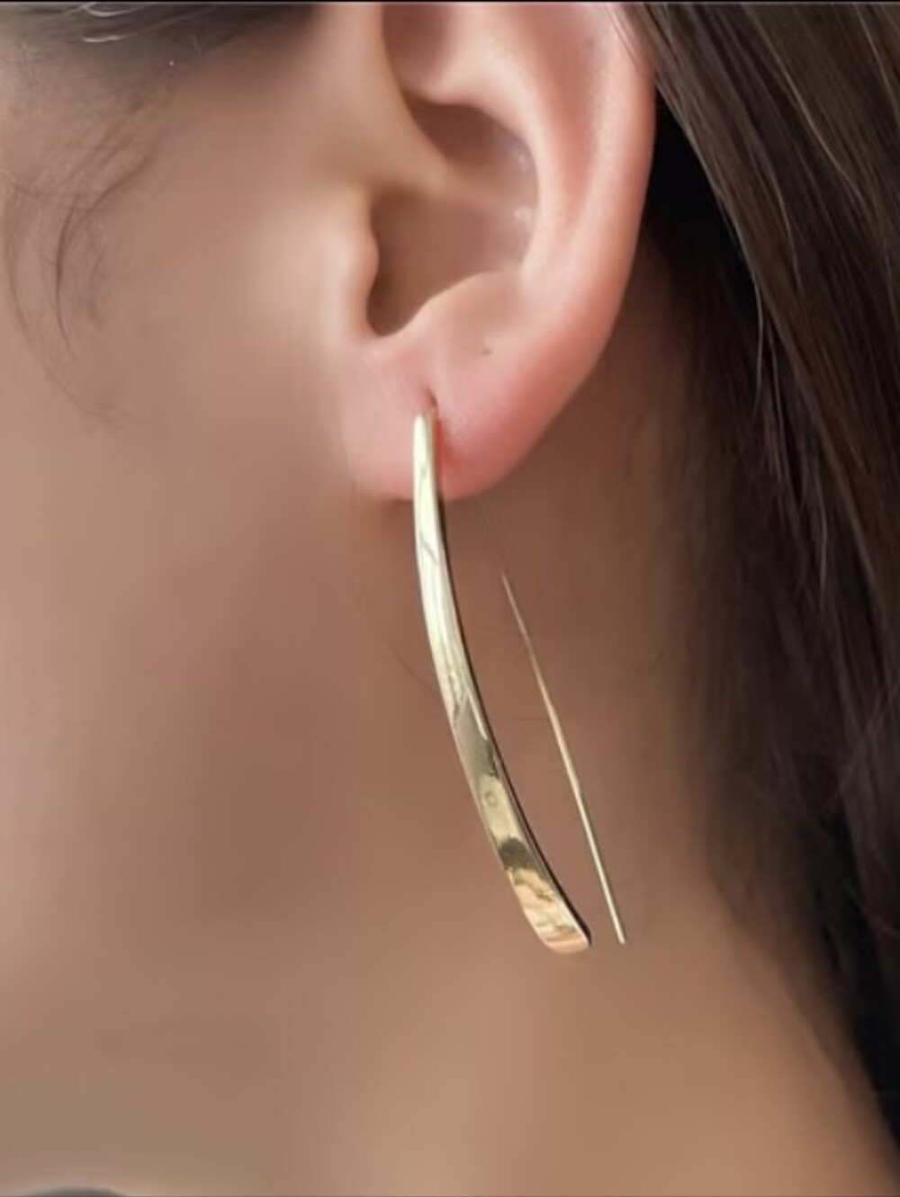 Gold Curved Threader Earrings - Elegant Women Jewelry
